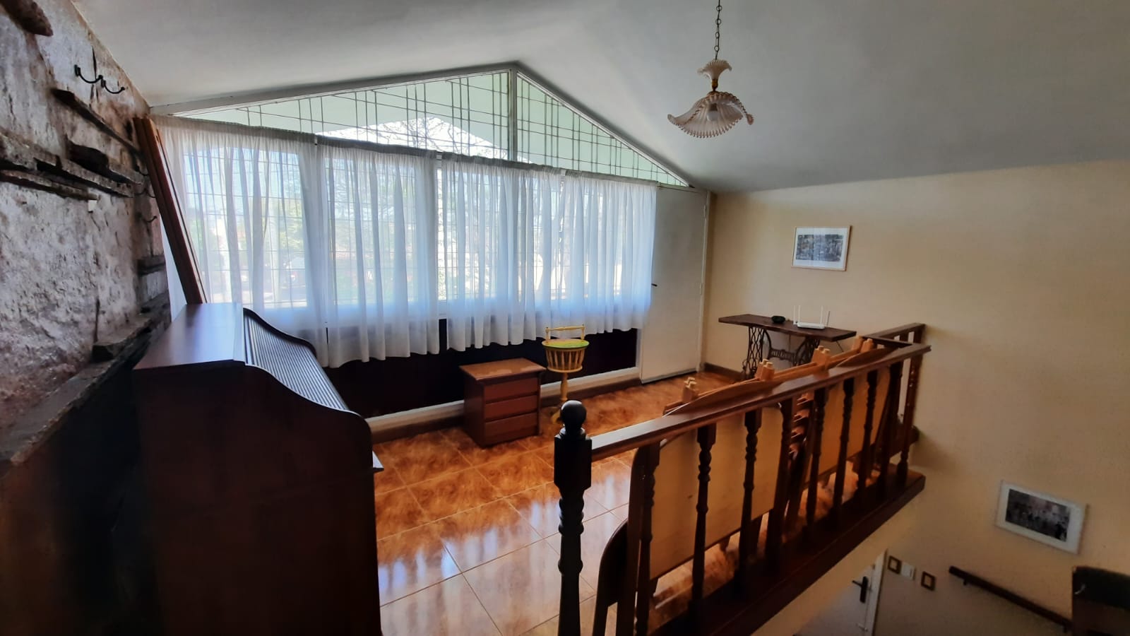 Venta. casa 3 dorm, B Marques, a mts de Monseñor