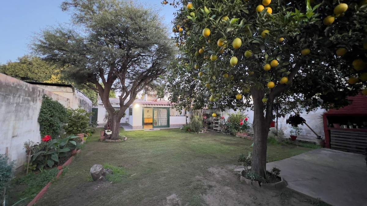 Venta, Casa 2 dorm, B Marques, Apto Crédito
