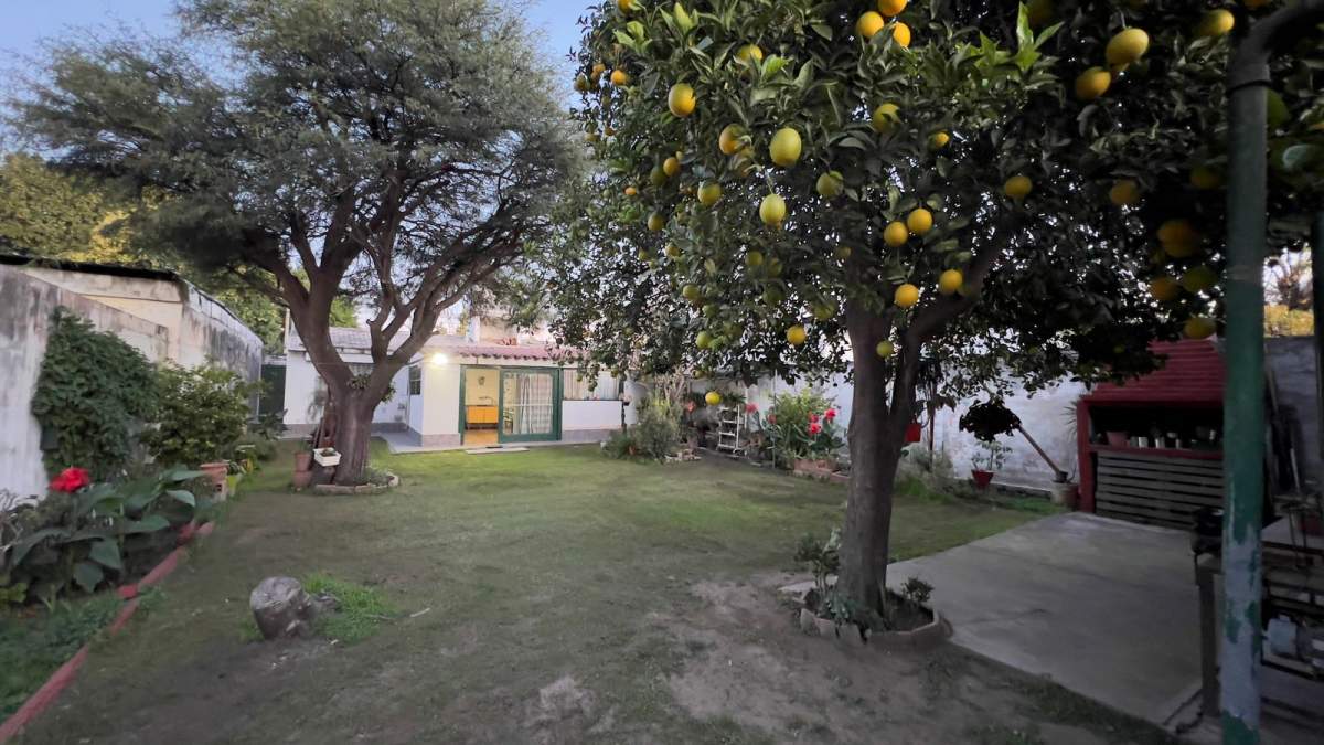 Venta, Casa 2 dorm, B Marques, Apto Crédito