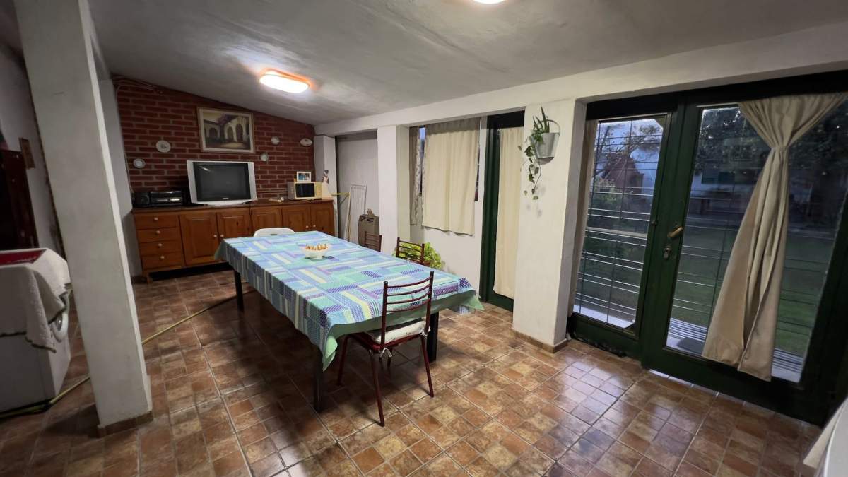 Venta, Casa 2 dorm, B Marques, Apto Crédito