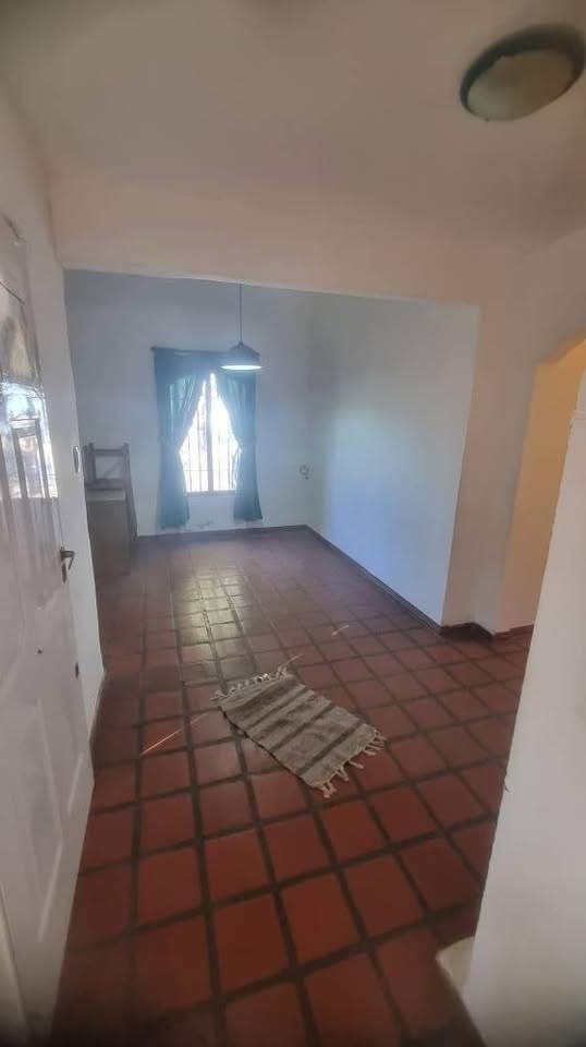 CASA EN VENTA 3 DORM  AV VALPARAÍSO-JOCKEY CLUB CÓRDOBA