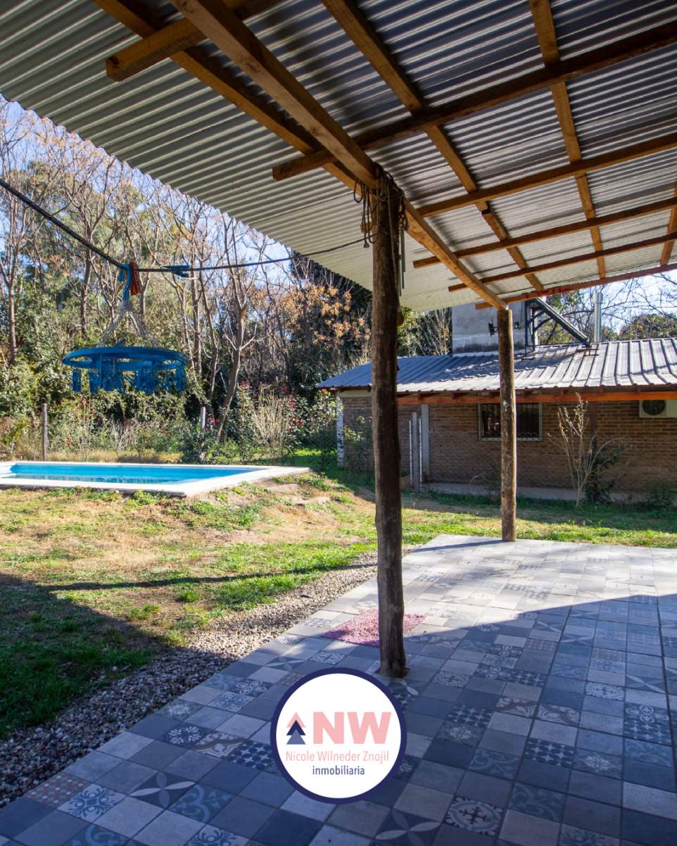 Casa de tres dormitorios con pileta - Villa Ciudad Parque - Cordoba