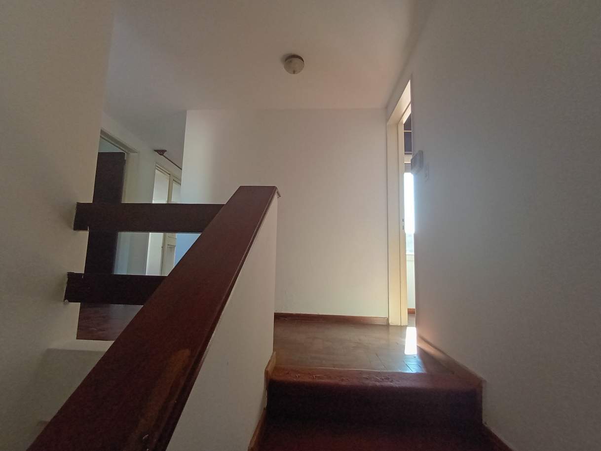 GRAN INMUEBLE , CATEGORÍA !!! CON ESCRITURA Y PLANOS