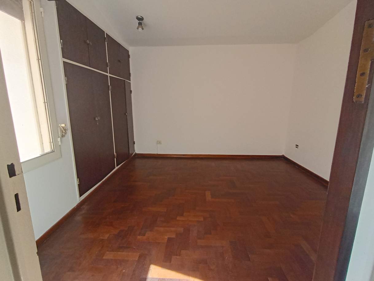 GRAN INMUEBLE , CATEGORÍA !!! CON ESCRITURA Y PLANOS