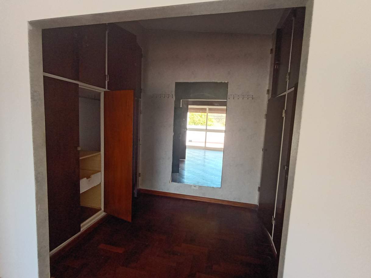 GRAN INMUEBLE , CATEGORÍA !!! CON ESCRITURA Y PLANOS