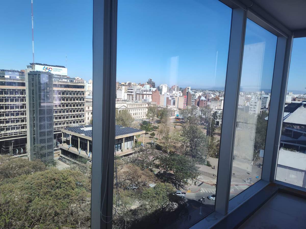 CAÑADA - OFICINA 132M2 - VISTA  - SEGURIDAD - A ESTRENAR!!!
