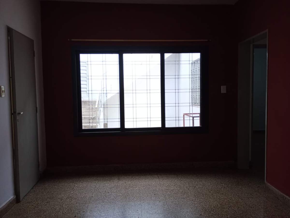 Alto Alberdi interno 2 dorm. Terraza, sin expensas