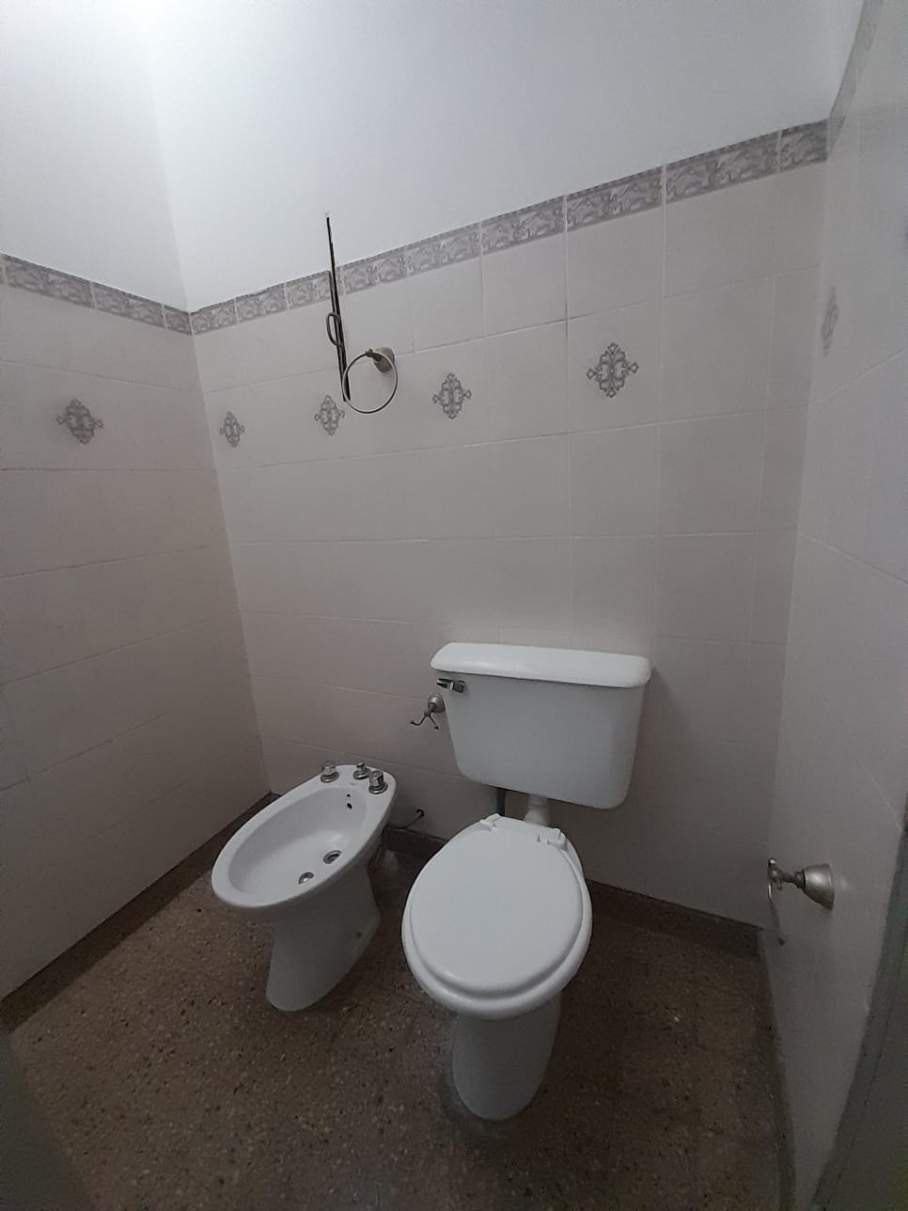 Alto Alberdi interno 2 dorm. Terraza, sin expensas