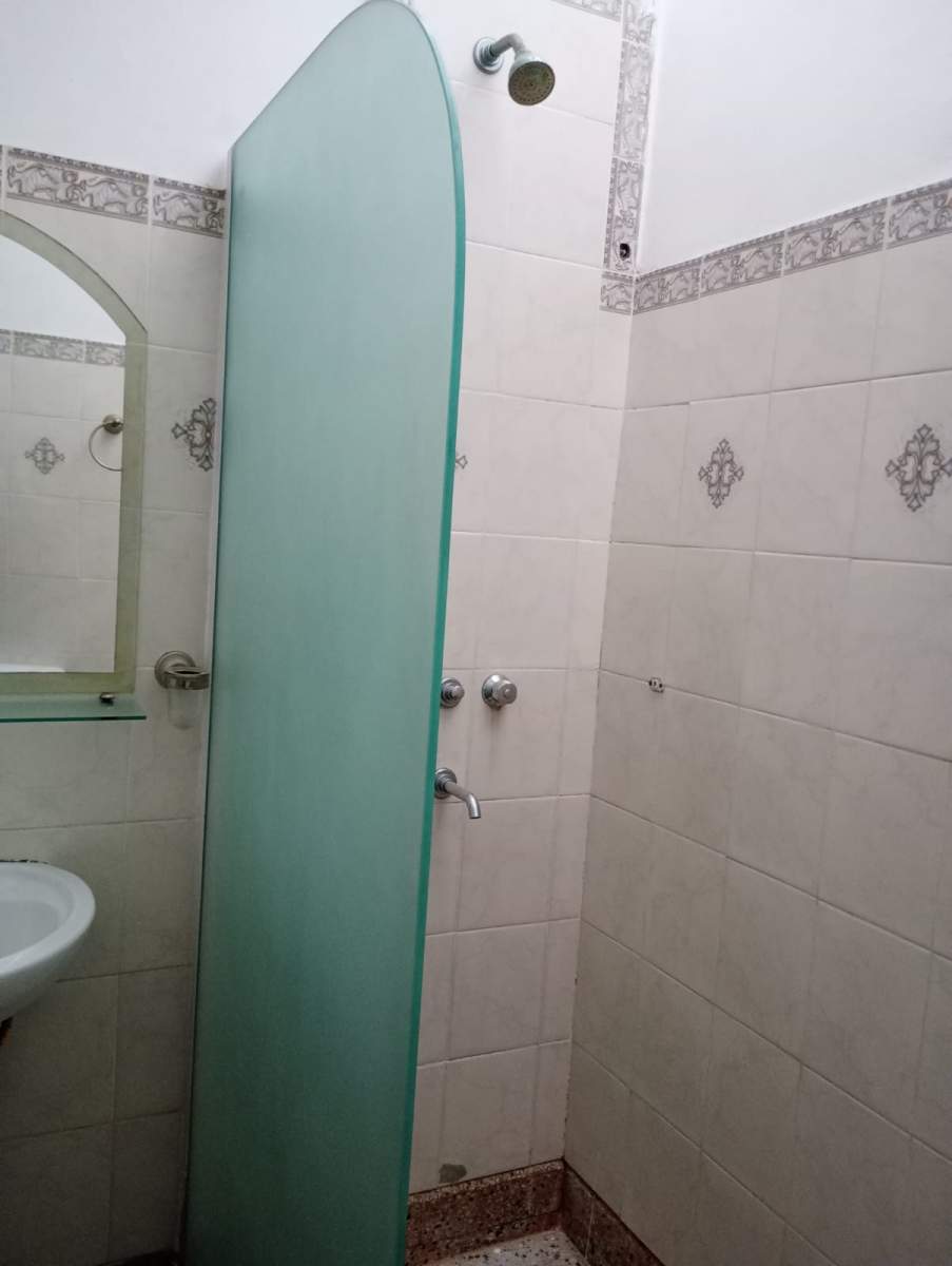 Alto Alberdi interno 2 dorm. Terraza, sin expensas