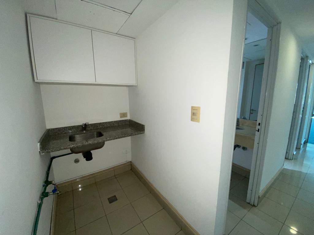 OFICINA DE GRAN CATEGORIA  . ECIPSA TOWER