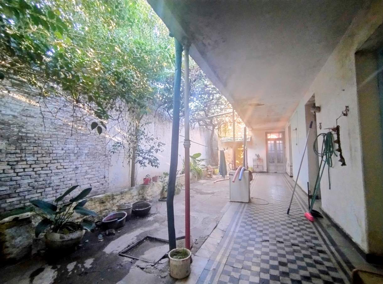 Venta casa en barrio Alberdi
