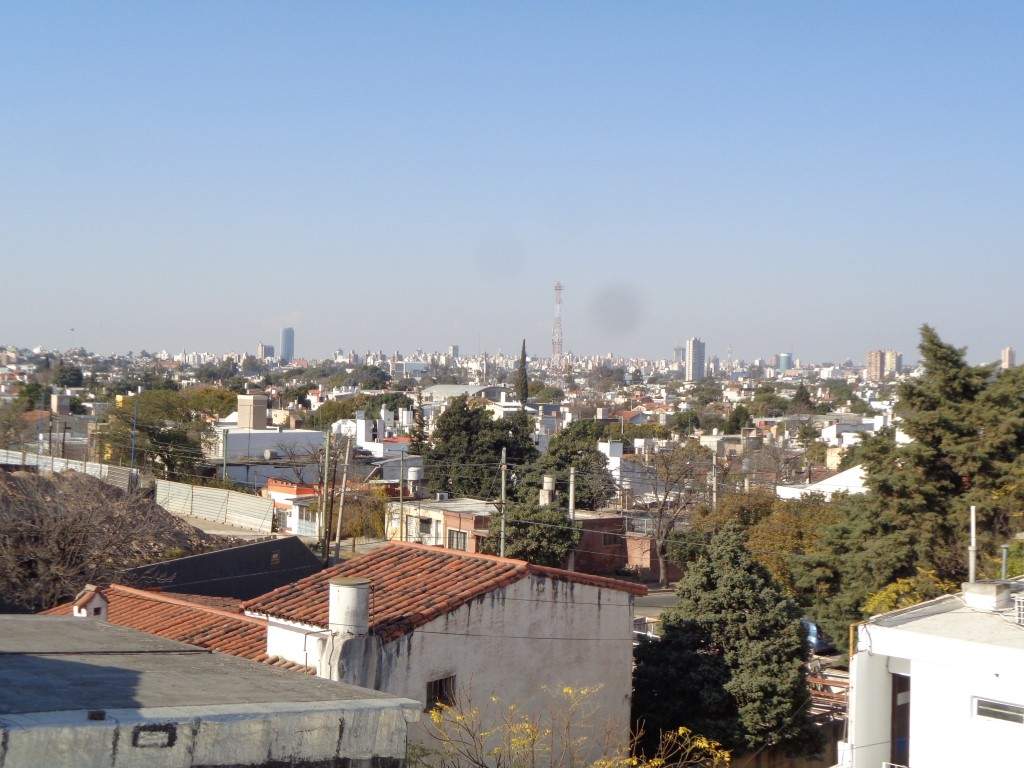 Barrio Villa Cabrera - Departamento de 1 Dormitorio, Amplio y Luminoso con Cocina Separada, Calefactor y Terraza Amplia con Excelente Vista