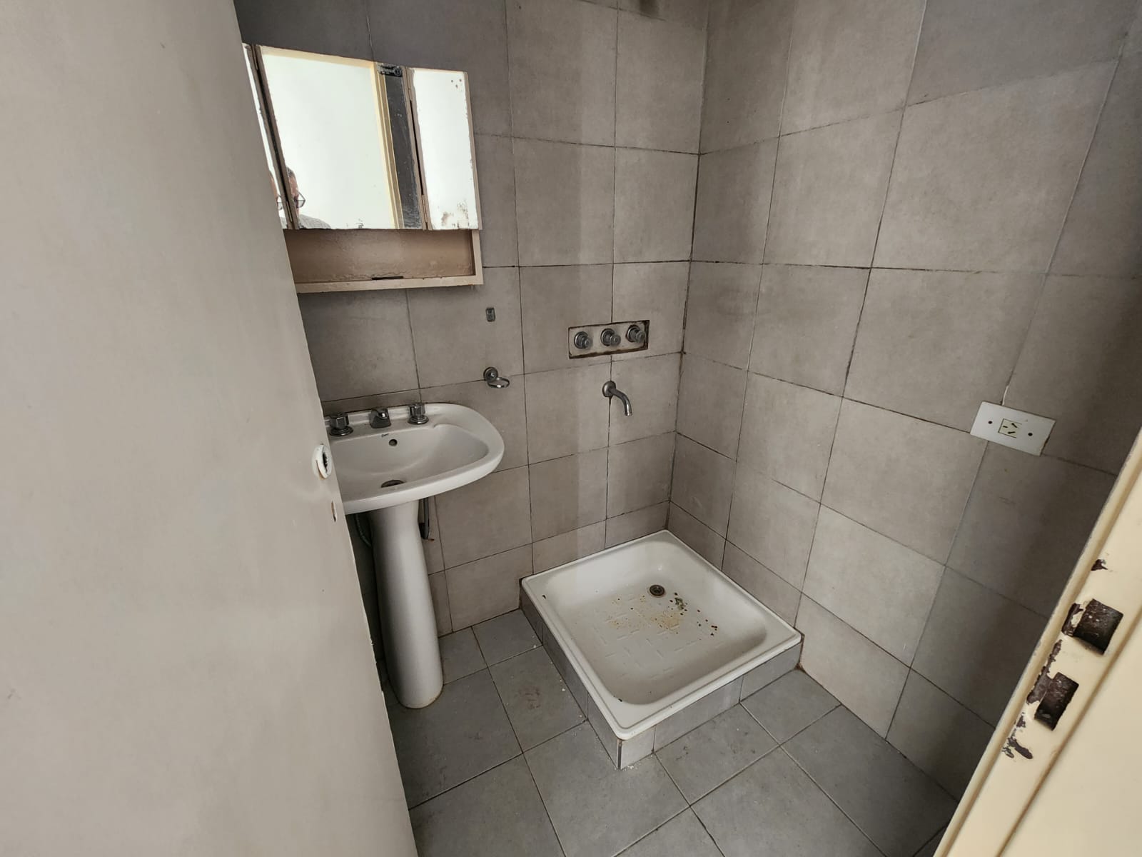 RES AMERICA- LA HABANA 1785 - ALQUILER DPTO 1 DORM CGGE