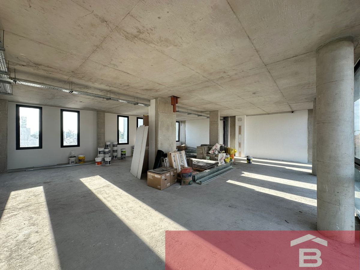 Oficina Premium en Alquiler  Zona Norte  Av. Rafael Núñez 3586
