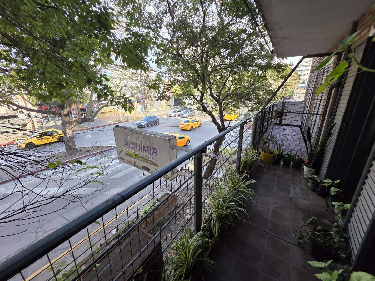 Se Vende Dpto 3 Dorm. Ext. Cbalcón - B A. Alberdi - Brown 281 (Altura D. Quiros 2650) - Córdoba
