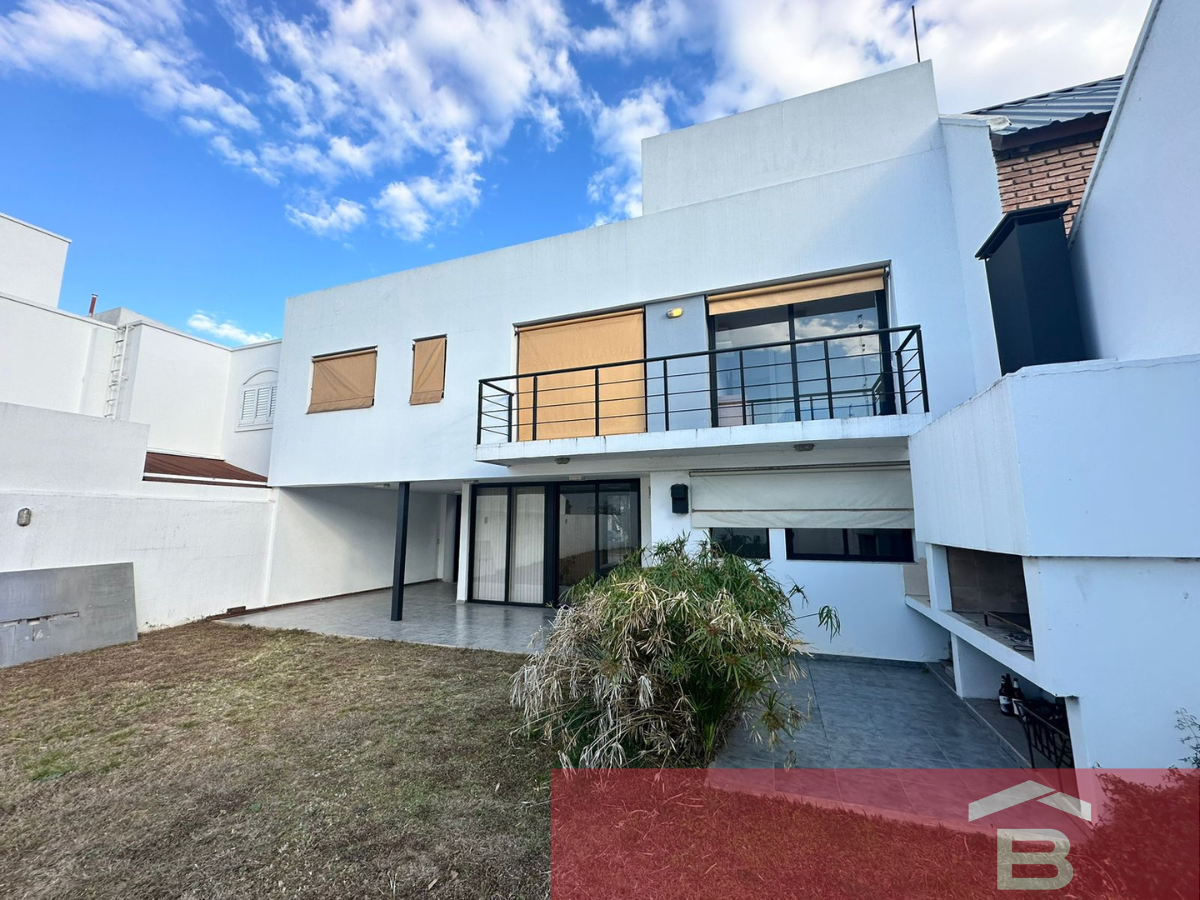 ALQUILER  Casa 3 Dormitorios en Terranova II  Zona Sur, Córdoba