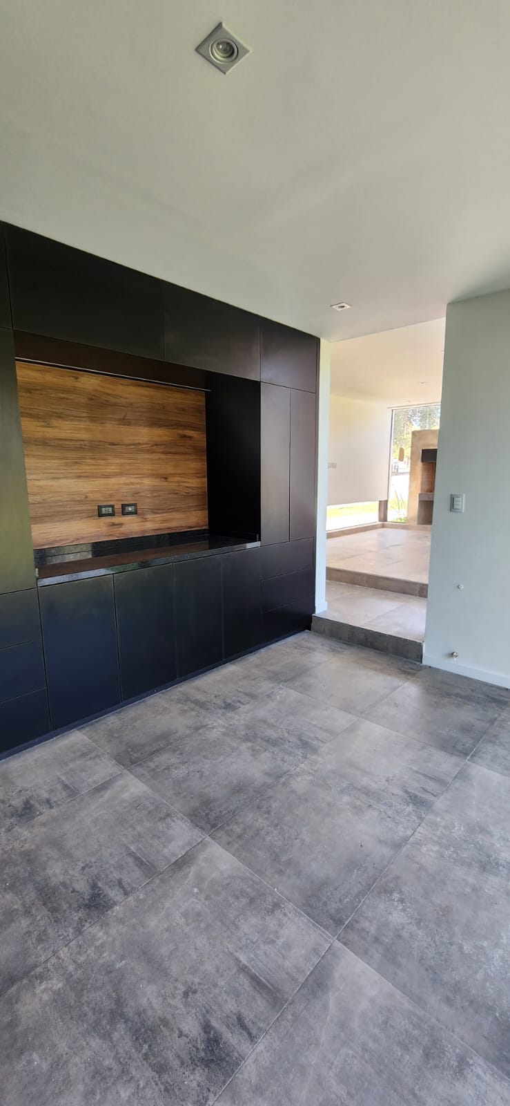 Casa de diseño en barrio La Carolina -  Vista  Seguridad  Diseño Pileta