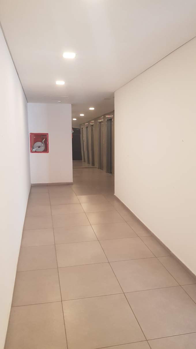 Alquiler planta libre con 2 baños - 60m2 - Seguridad - Terraza Propia