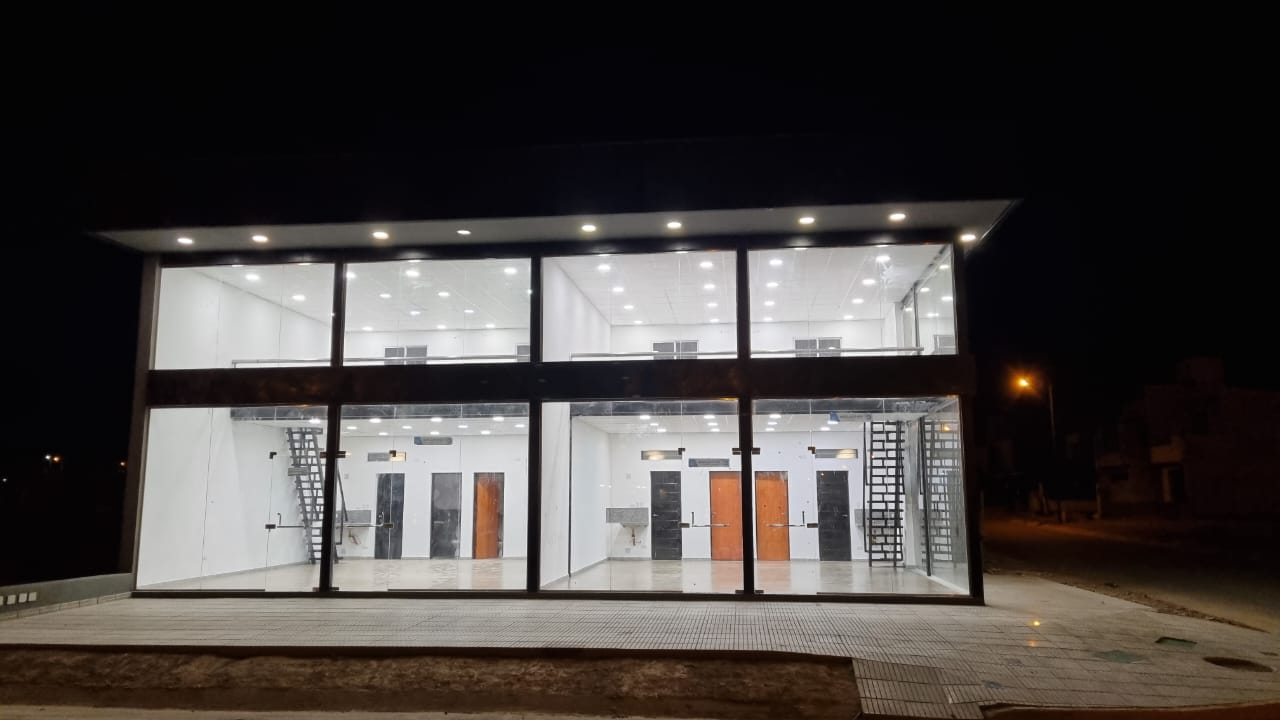 LOCAL COMERCIAL EN DOCTA