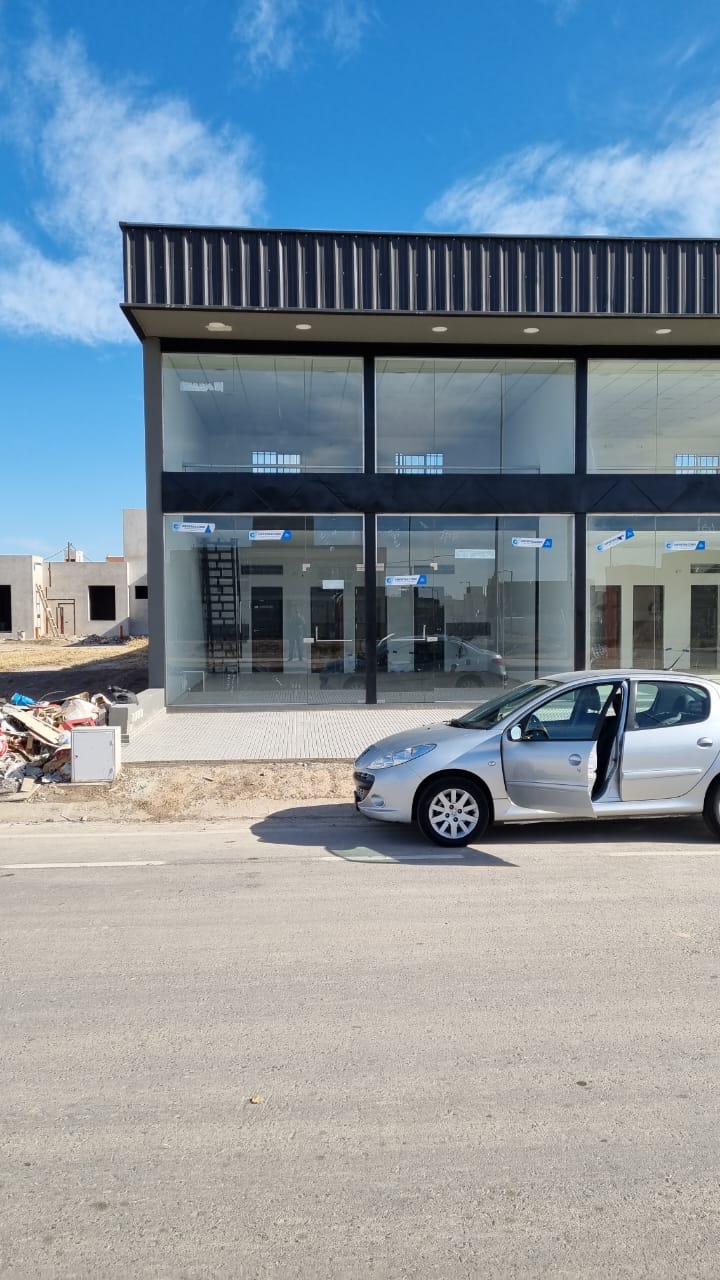 LOCAL COMERCIAL EN DOCTA