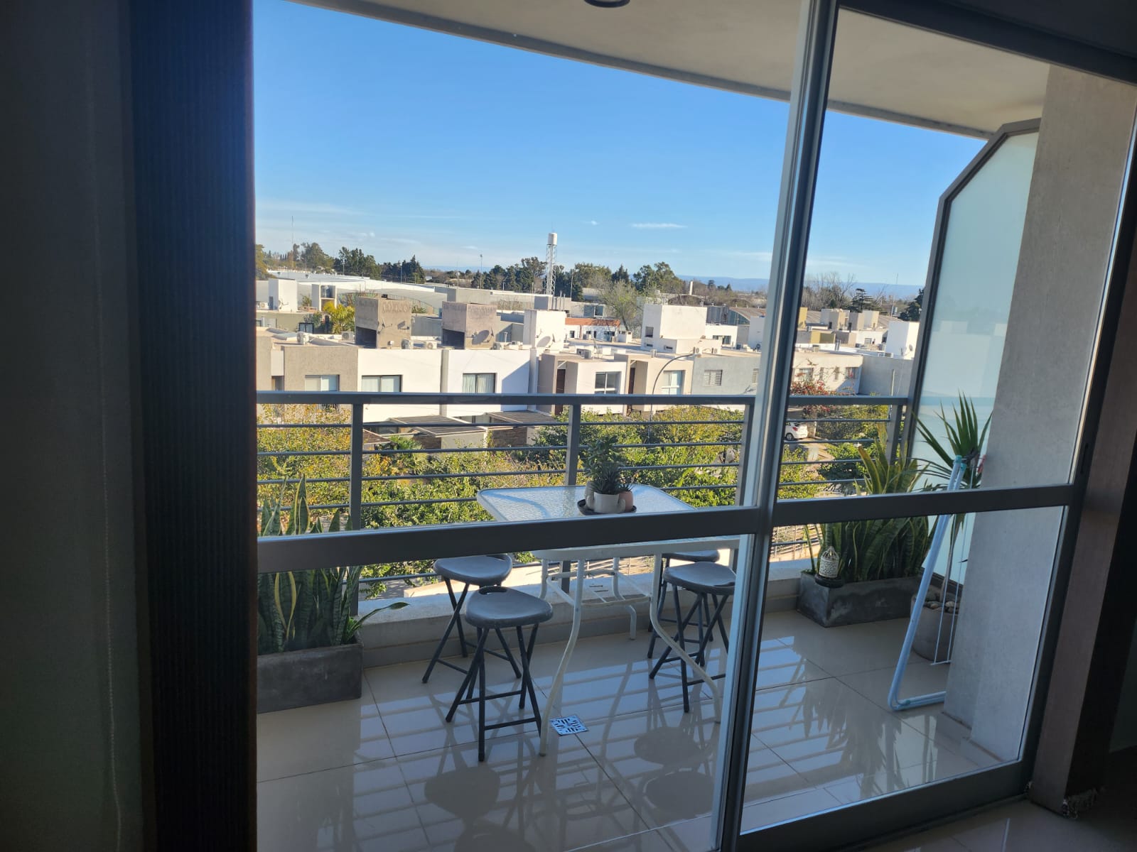 FONTANAS DEL SUR  DEPARTAMENTO DE 3 DORMITORIOS CON COCHERA Y AMENITIES PREMIUM
