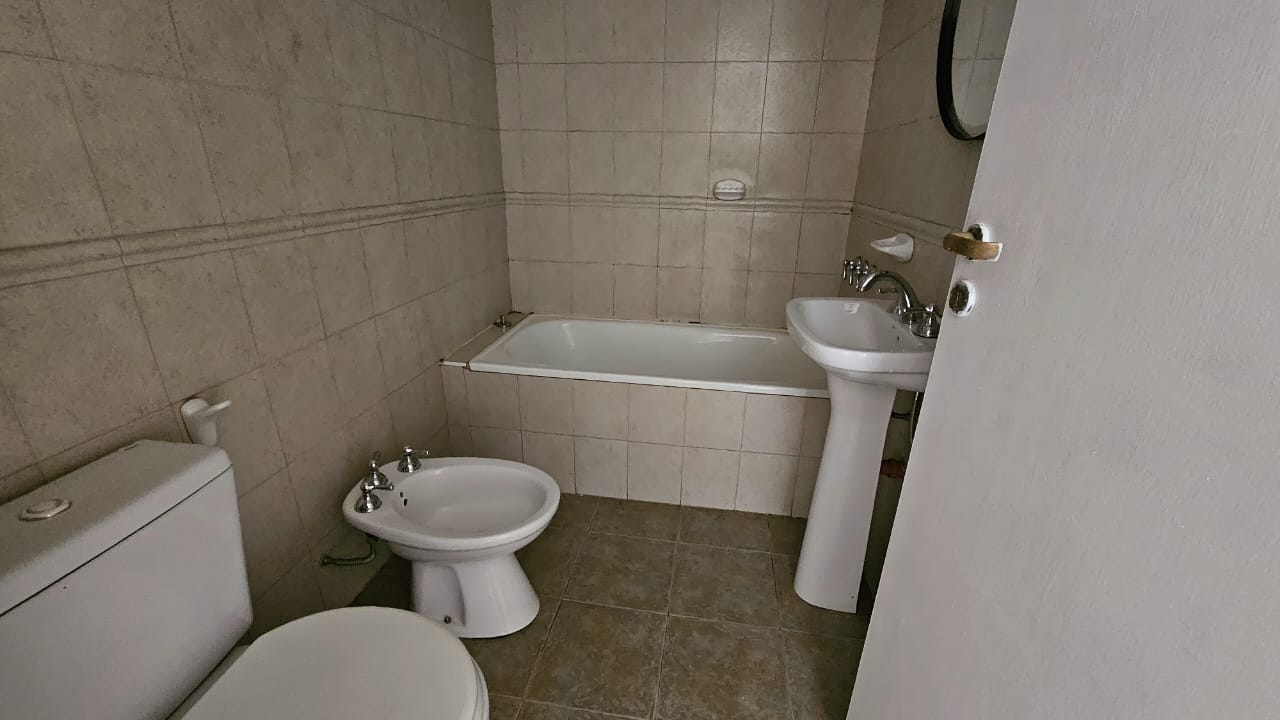 VENDO DEPARTAMENTO DE 1 DORMITORIO EN COMPLEJO MILÉNICA UNIVERSITARIA - EXCELENTE OPORTUNIDAD DE INVERSIÓN