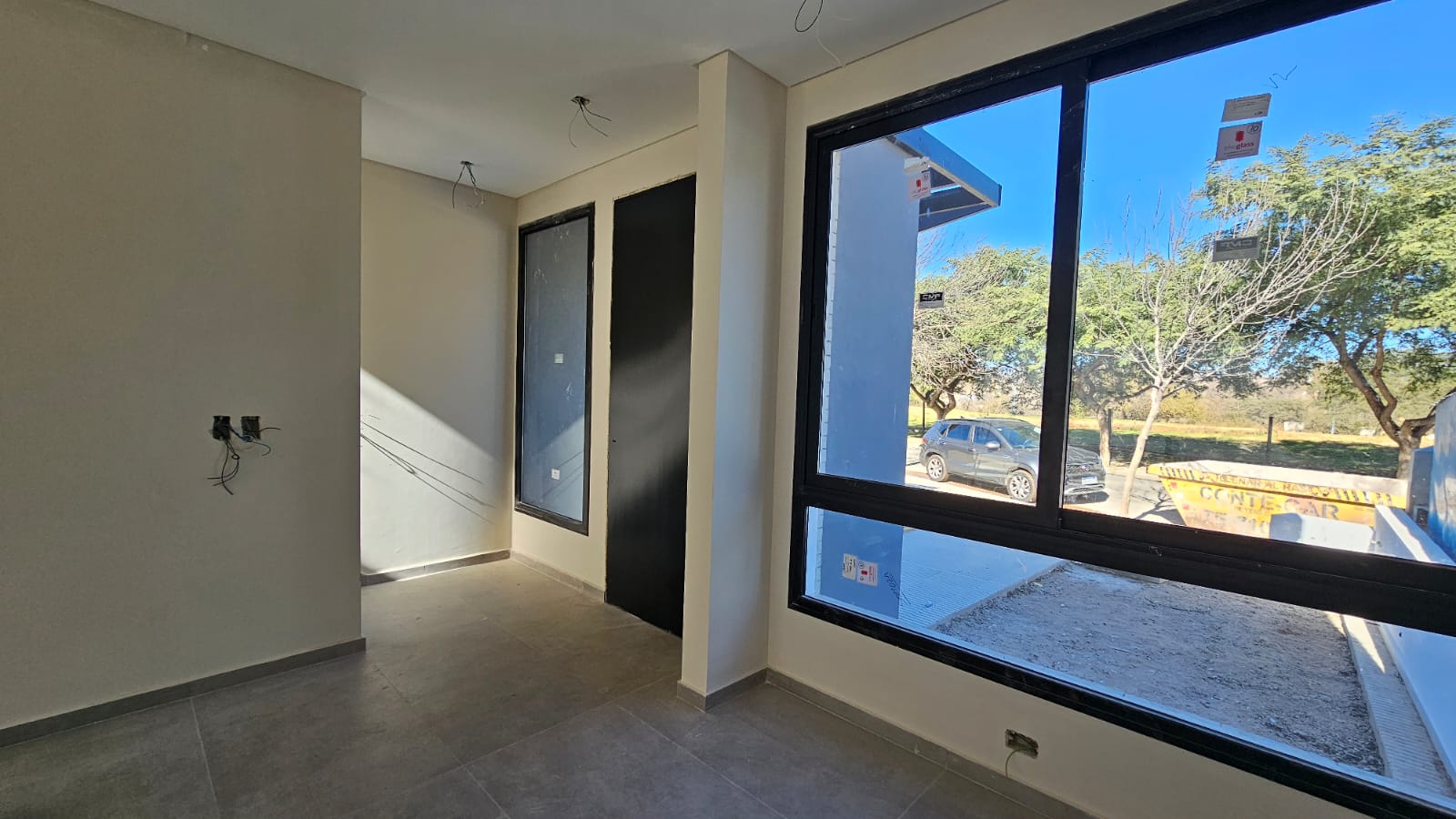 VENDO CASA DE 3 DORMITORIOS ( SUITE EN PB) A ESTRENAR EN MIRADORES 1 ( MANANTIALES 1)