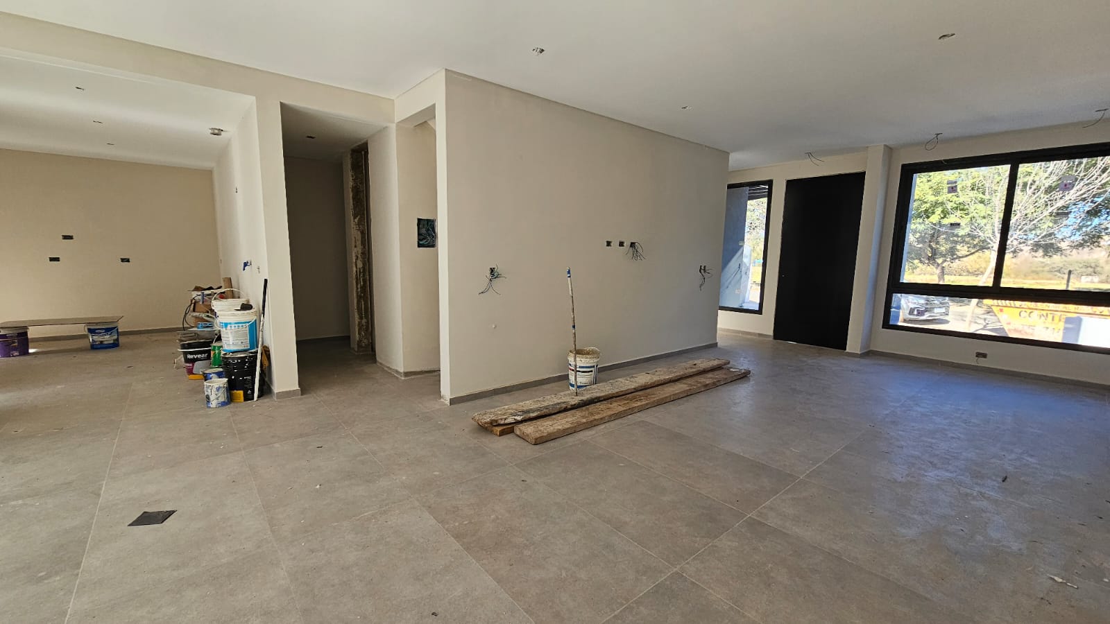 VENDO CASA DE 3 DORMITORIOS ( SUITE EN PB) A ESTRENAR EN MIRADORES 1 ( MANANTIALES 1)