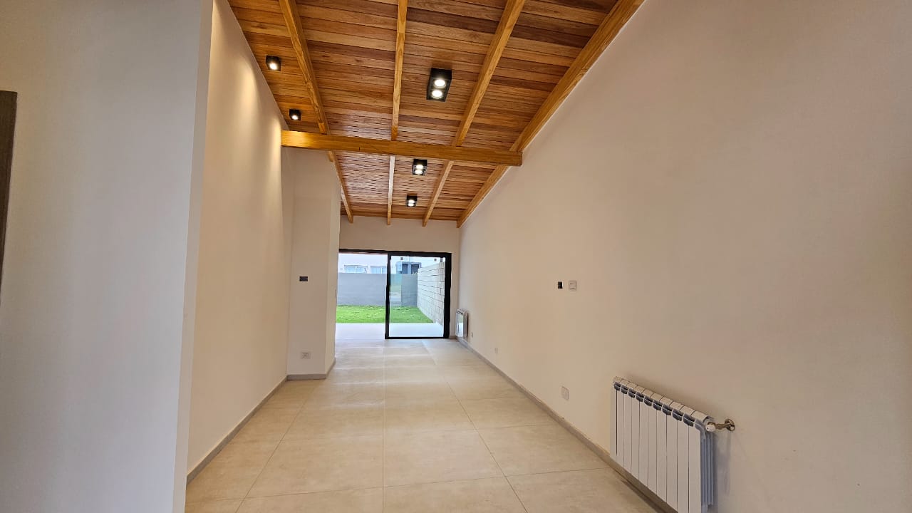 MODERNO DÚPLEX EN PLANTA BAJA EN DOCTA  ¡LISTO PARA MUDARTE!