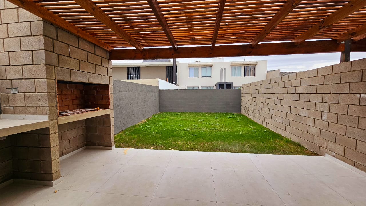 MODERNO DÚPLEX EN PLANTA BAJA EN DOCTA  ¡LISTO PARA MUDARTE!