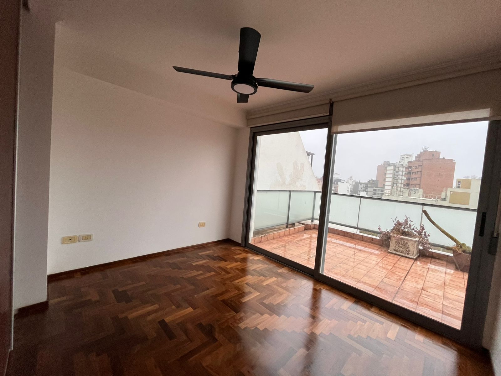 ALQUILER Depto Duplex Dos Dormitorios Nueva Córdoba