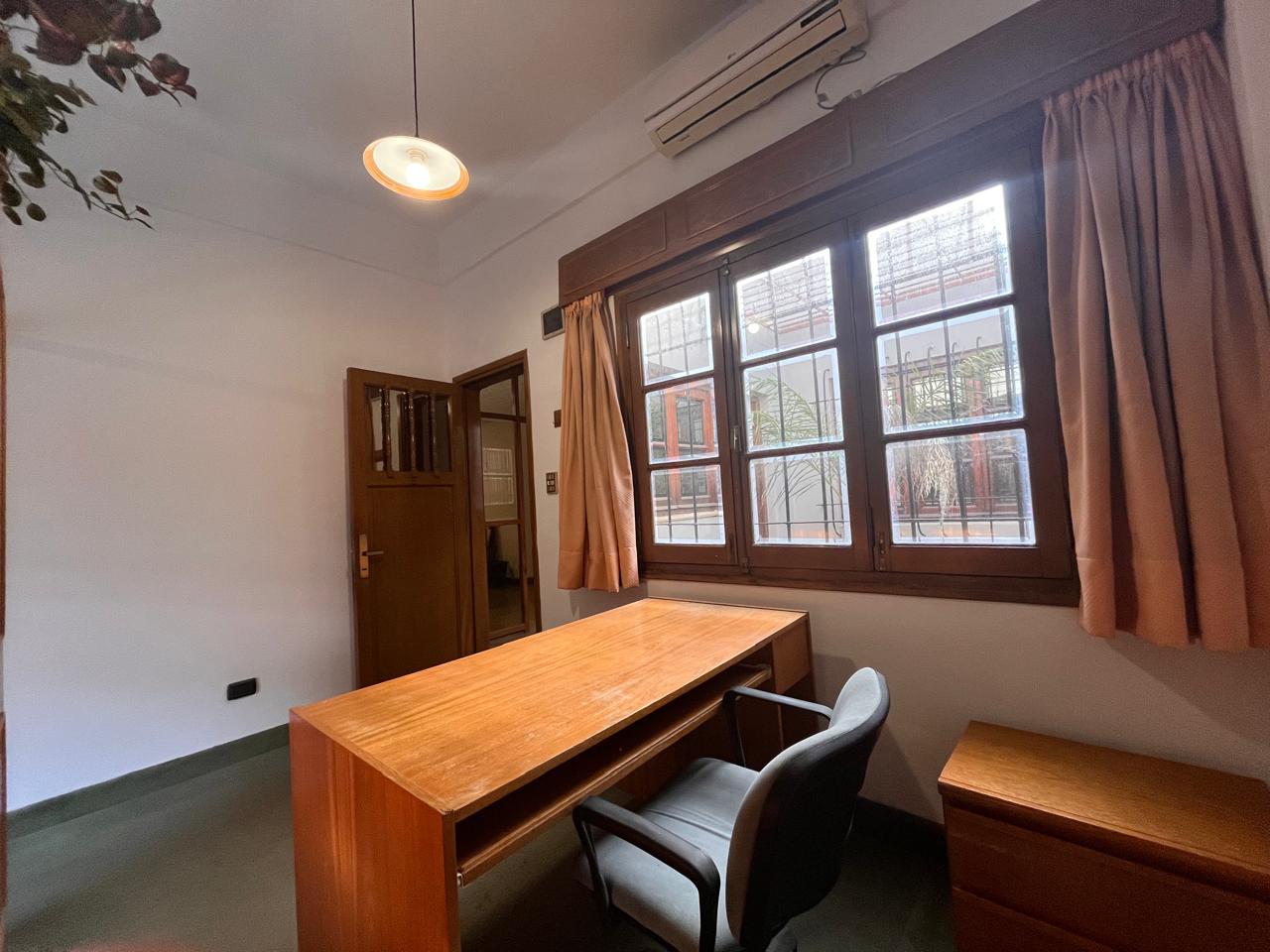 ALQUILER Oficina dos privados Centro