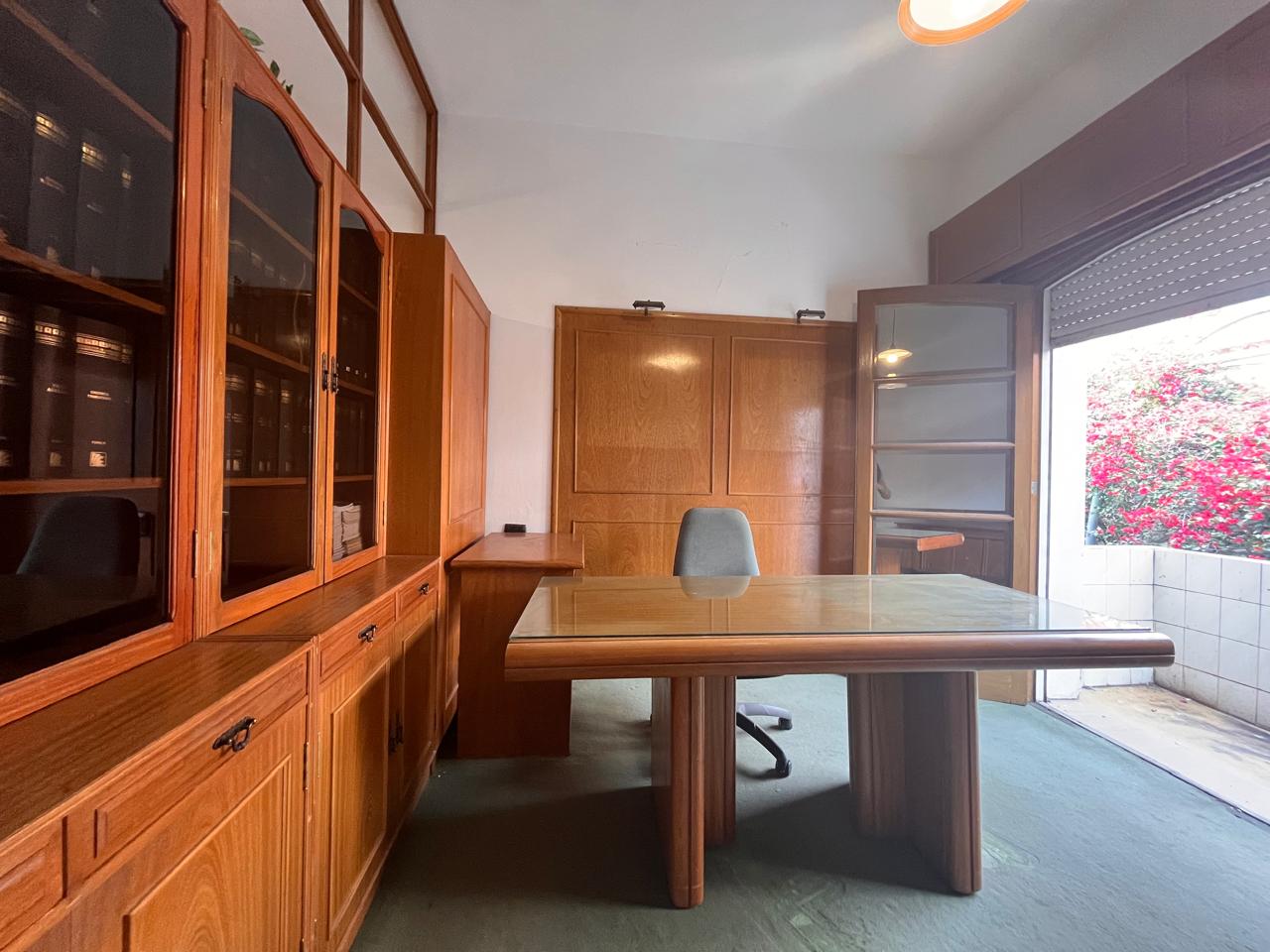 ALQUILER Oficina dos privados Centro