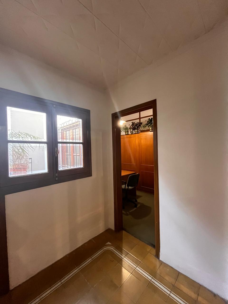 ALQUILER Oficina dos privados Centro