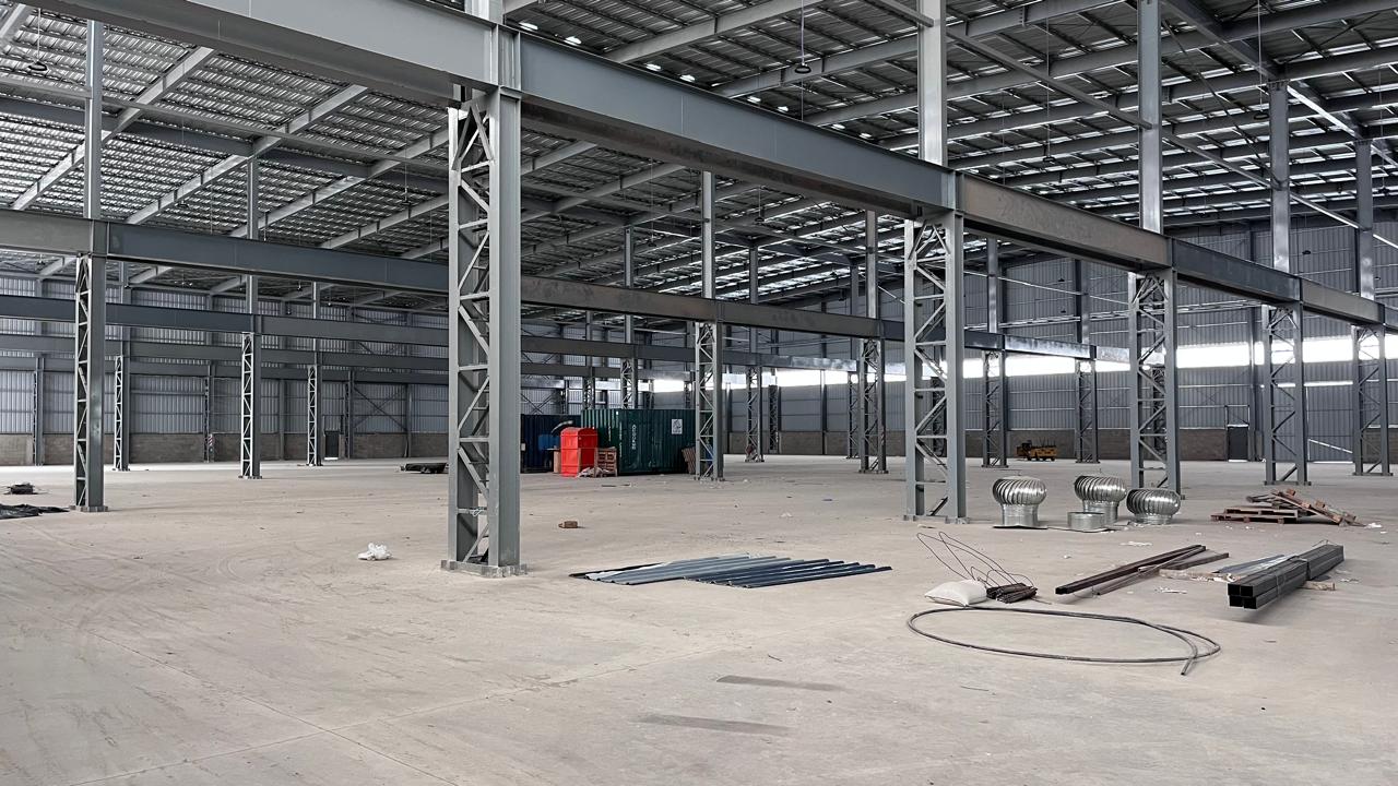 INTERFÁBRICAS NAVE 7.000 m2  OFICINAS seguridad 24hs ESTRENAR IMPECABLE