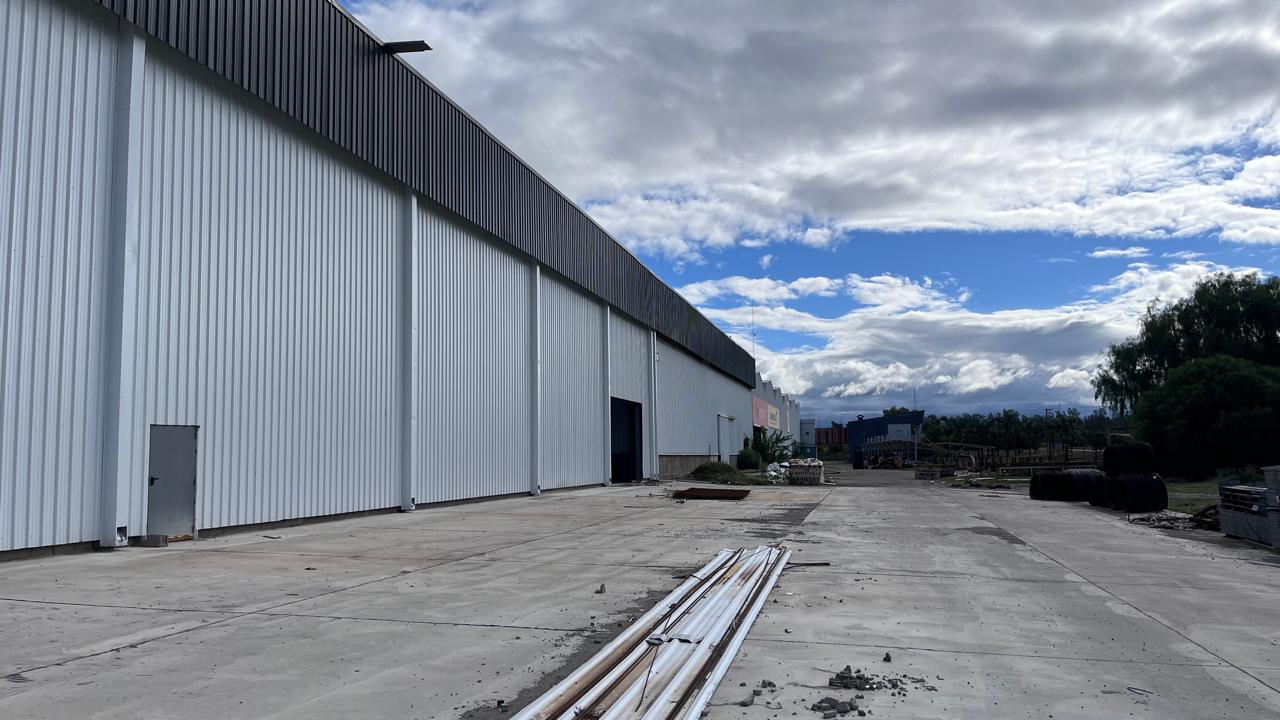 INTERFÁBRICAS NAVE 7.000 m2  OFICINAS seguridad 24hs ESTRENAR IMPECABLE