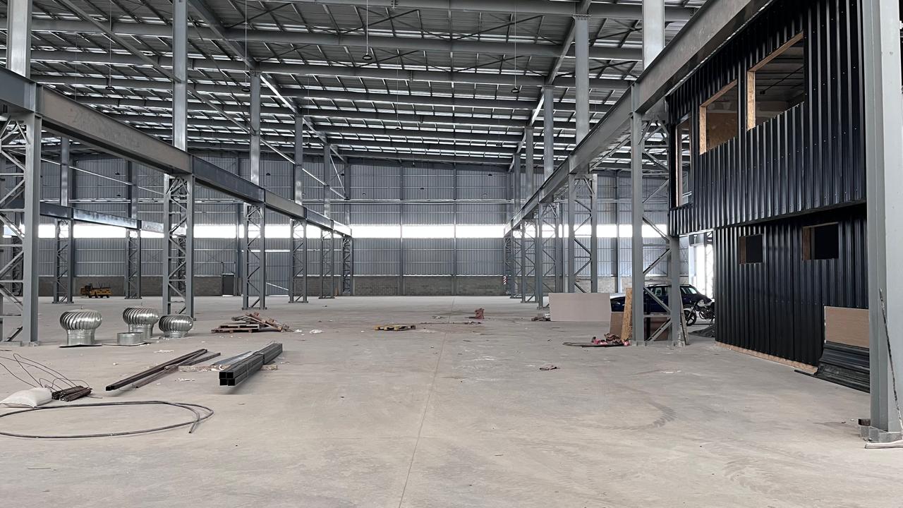 INTERFÁBRICAS NAVE 7.000 m2  OFICINAS seguridad 24hs ESTRENAR IMPECABLE