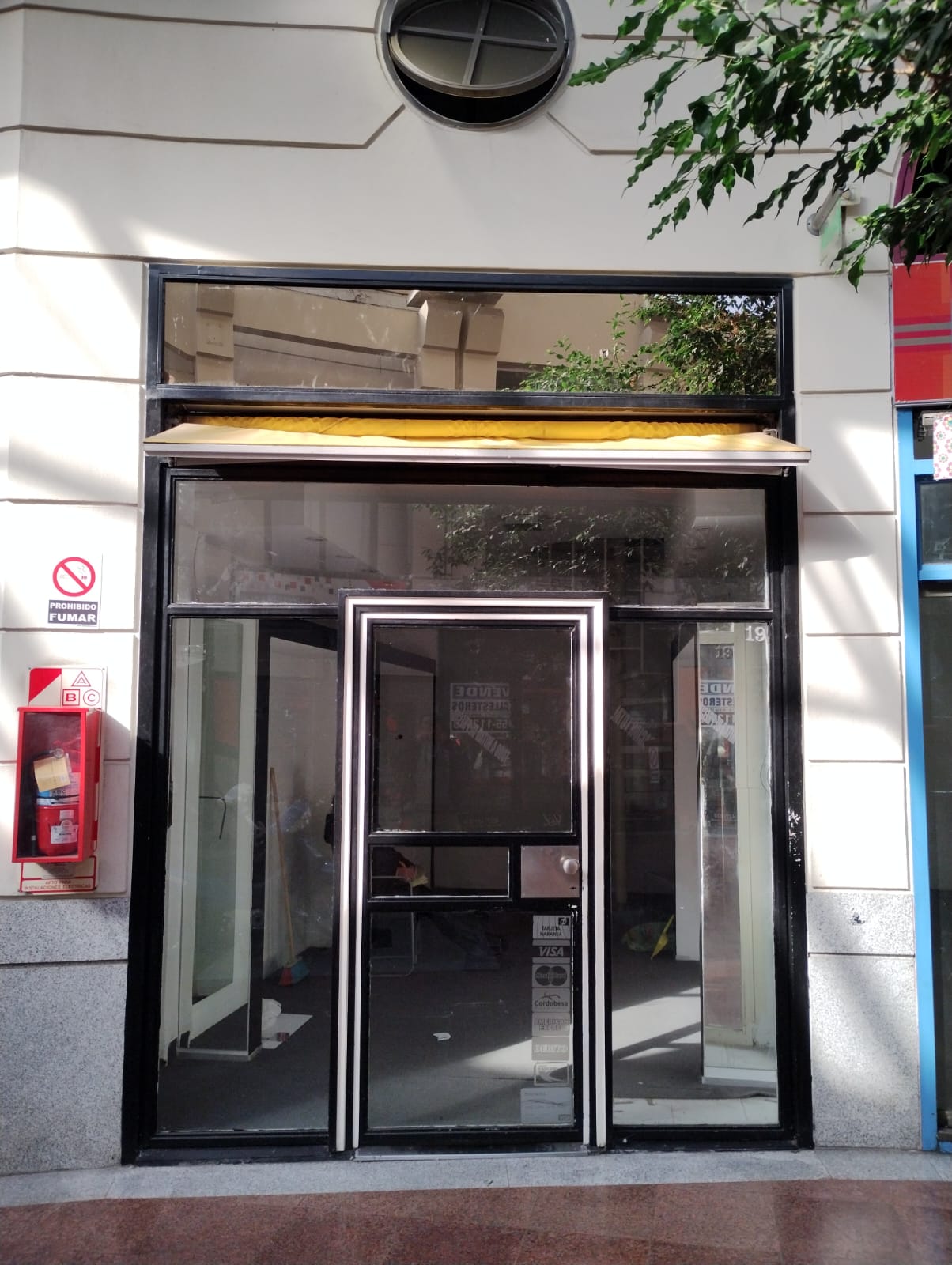 LOCAL COMERCIAL - GALERIA VIA NUEVA - CENTRO