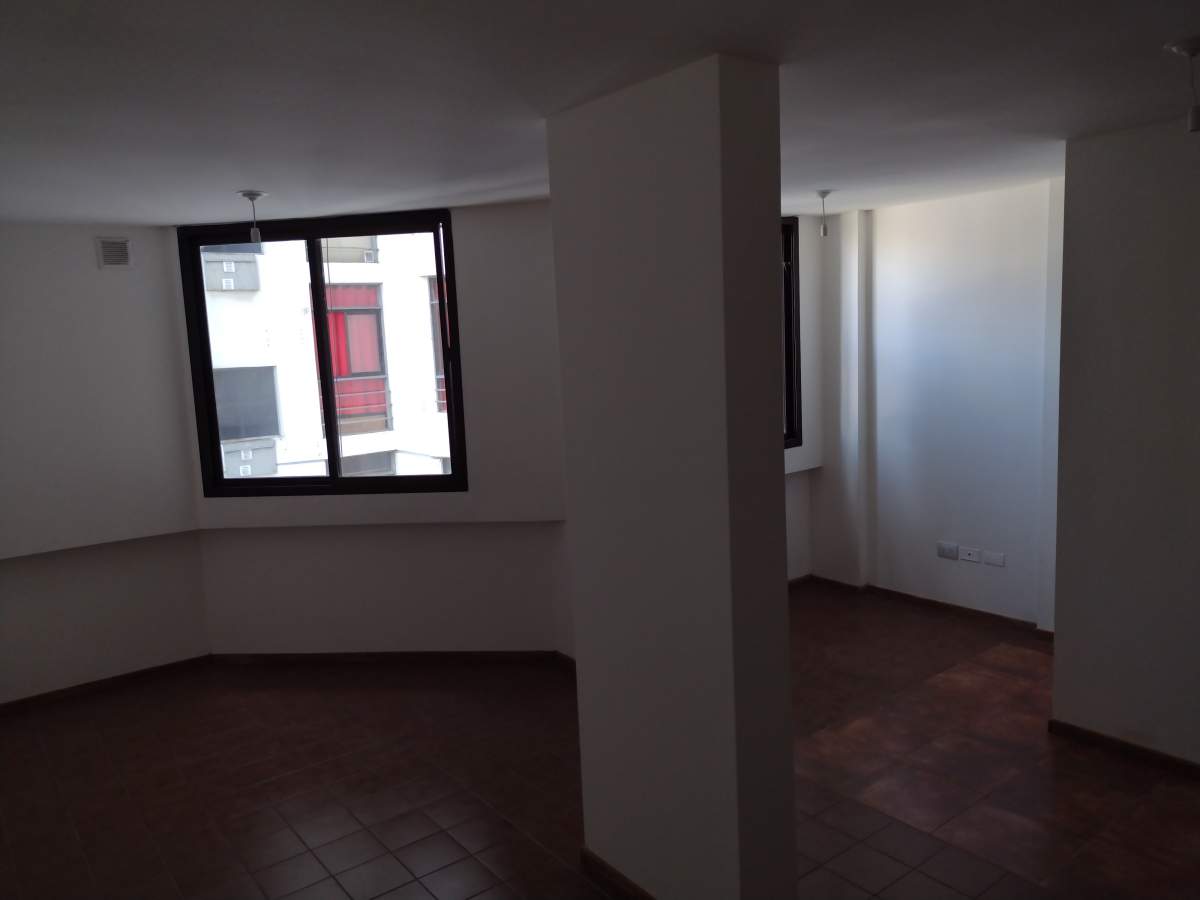 Alquiler  Bv. Mitre 289 monoambiente Centro, Frente a EPEC