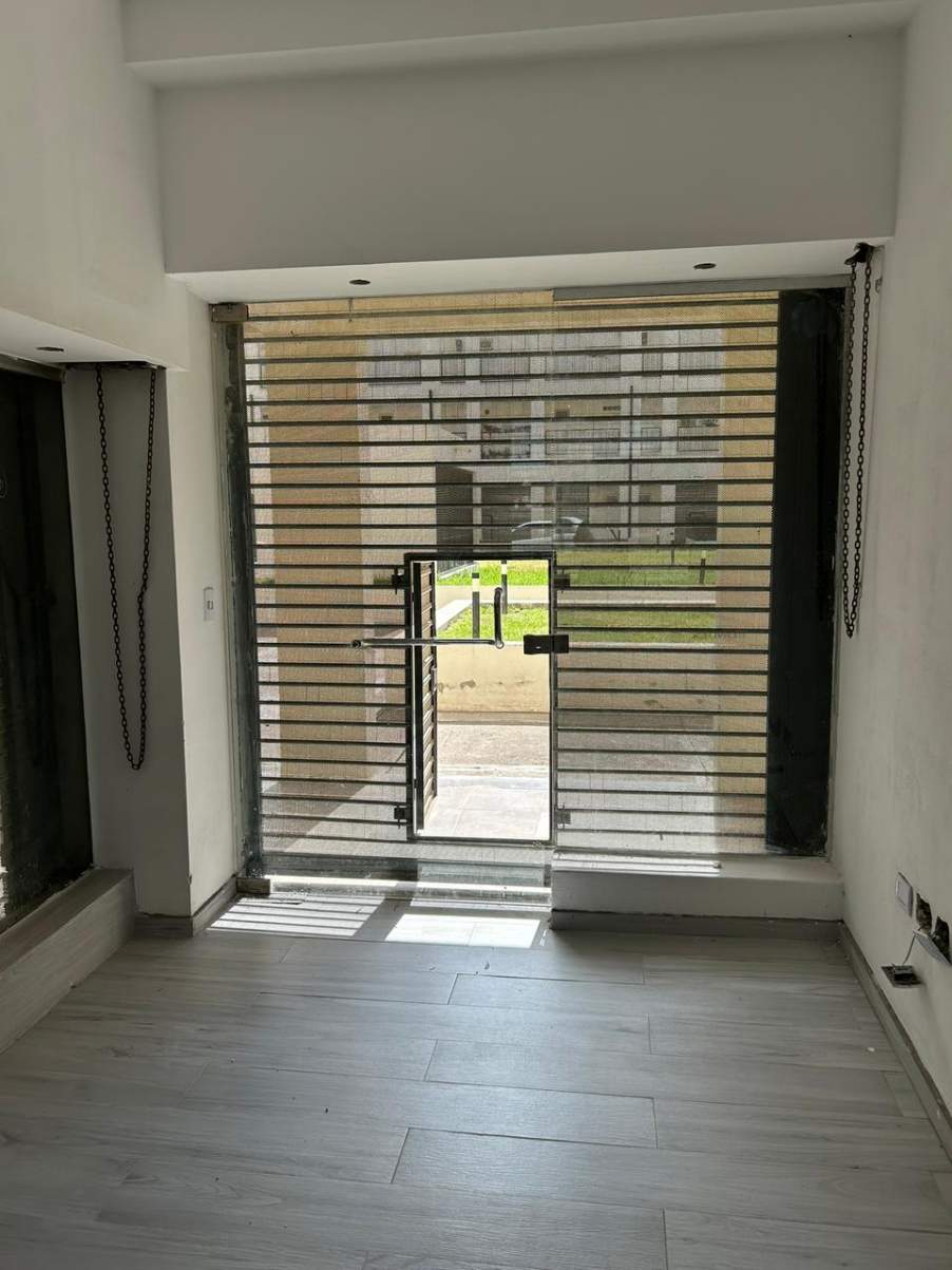 Alquilo Local Comercial- Frente a plaza  B Procrear Liceo