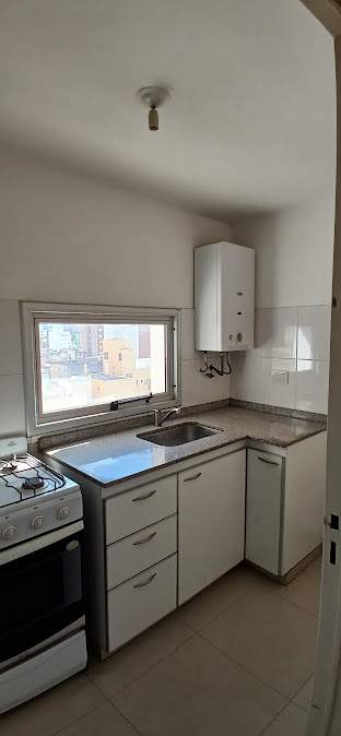 Alquiler Dpto. 1 Dorm. con Balcón - Bv. San Juan 798 - Córdoba Capital