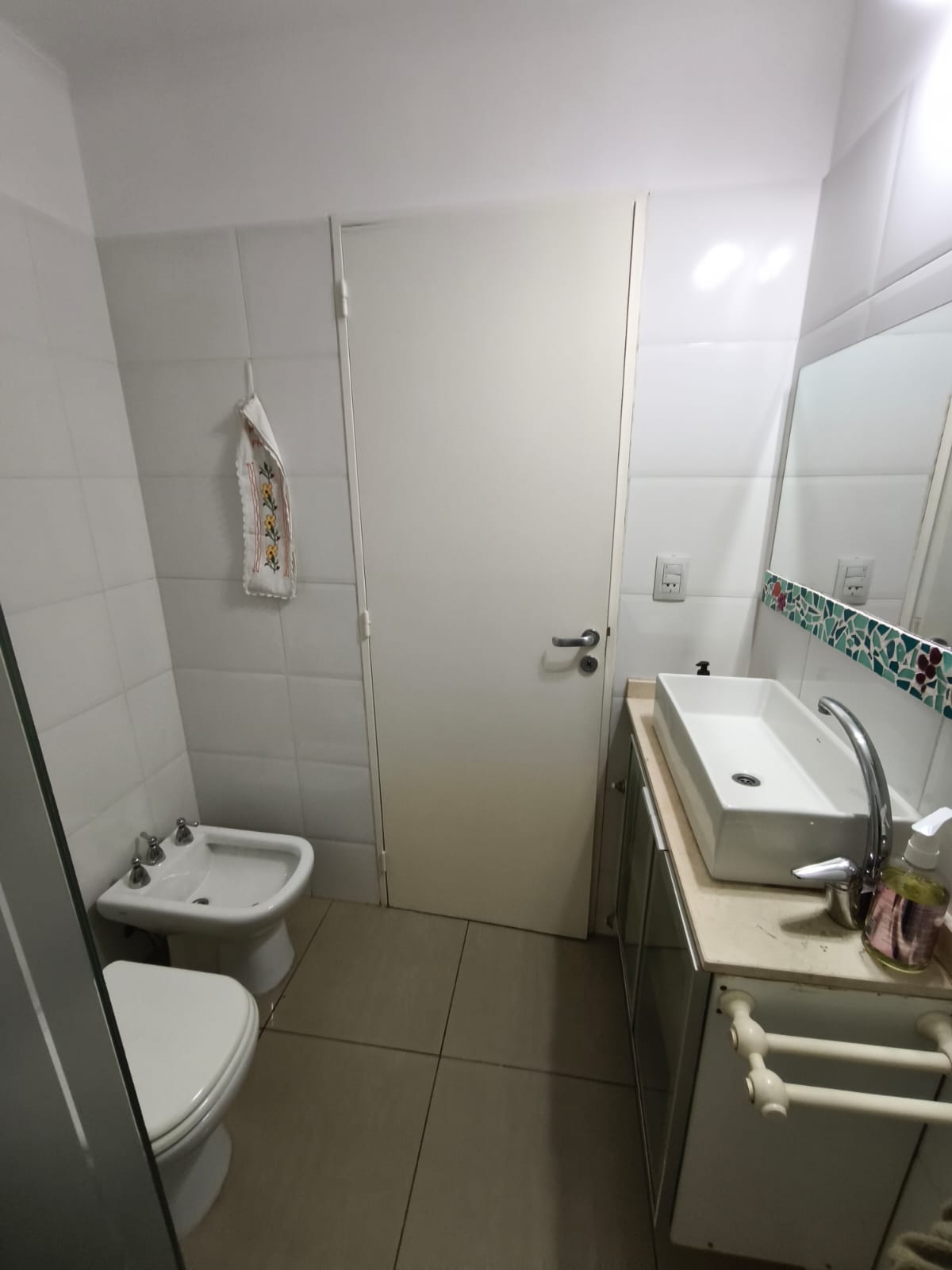 Dpto. Amoblado. 2 dorm. 2 baños. Seguridad 24 hs. B Cerrado Bardas