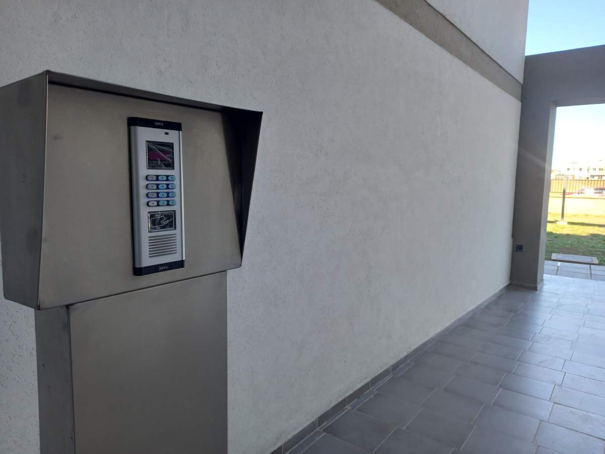 Alquiler Departamento 2 dorm Valle Cercano Housing Cochera