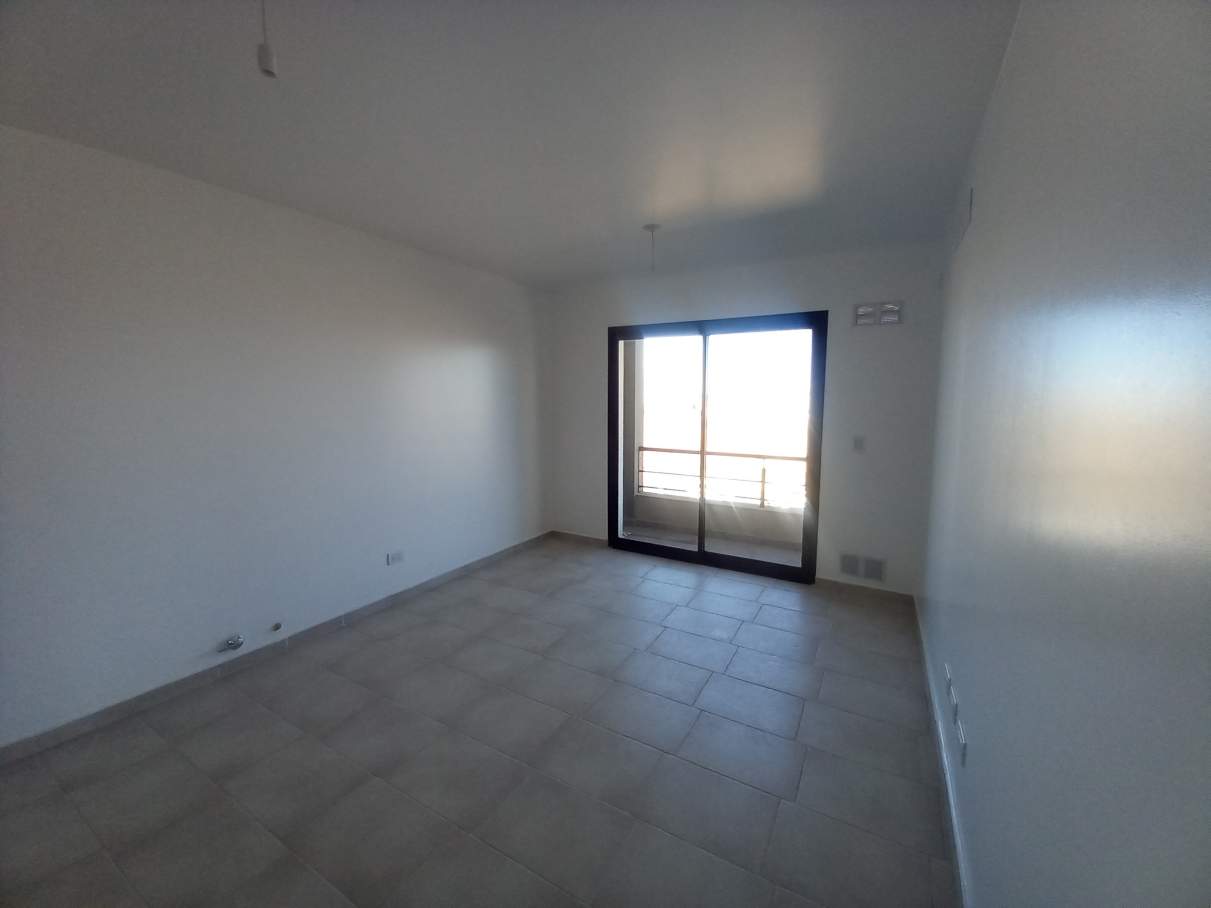 Alquiler Departamento 2 dorm Valle Cercano Housing Cochera