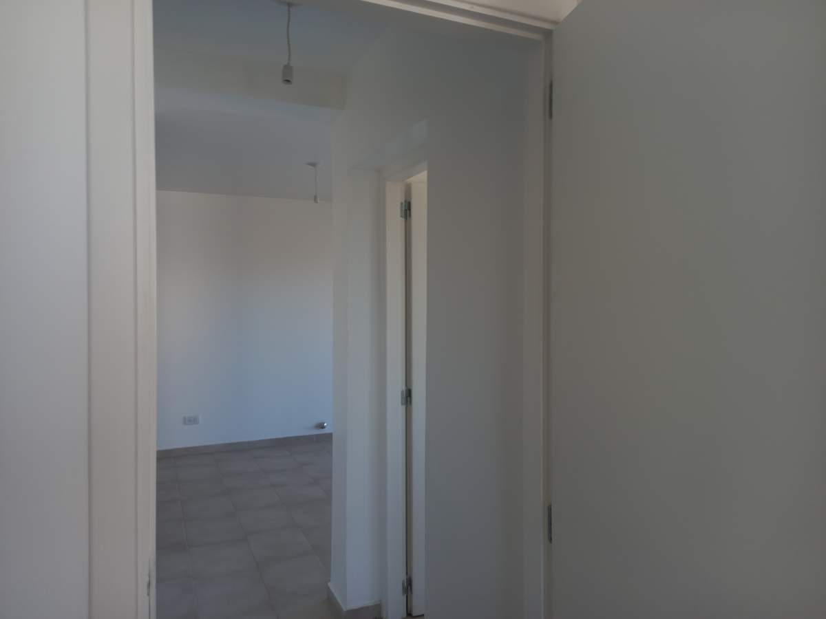 Alquiler Departamento 2 dorm Valle Cercano Housing Cochera