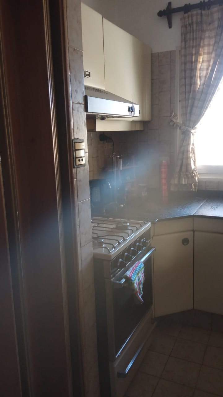 DEPTO EN VENTA CON PATIO EN AV. MAIPU 600