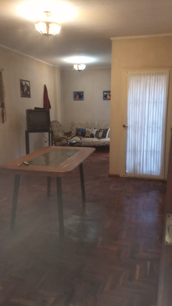 DEPTO EN VENTA CON PATIO EN AV. MAIPU 600