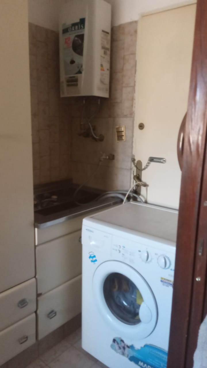 DEPTO EN VENTA CON PATIO EN AV. MAIPU 600