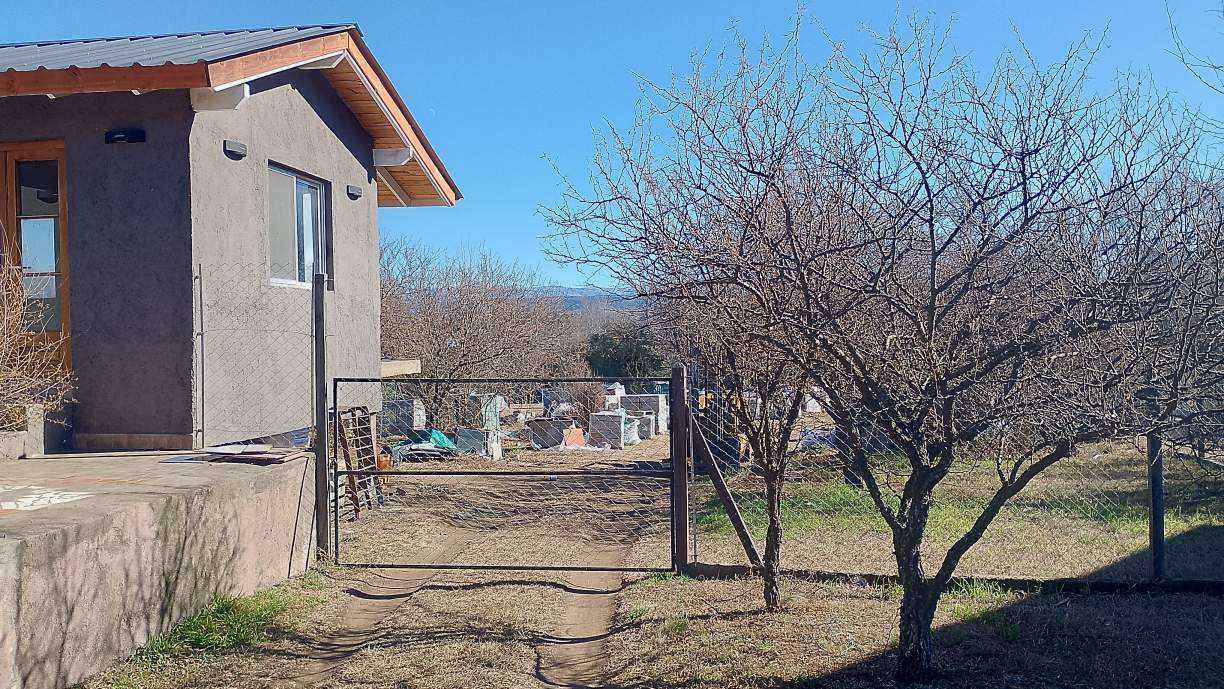 ALQUILER ESPACIO COMERCIAL EN STA. MÓNICA. CALAMUCHITA.