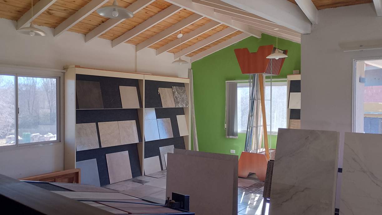 ALQUILER ESPACIO COMERCIAL EN STA. MÓNICA. CALAMUCHITA.